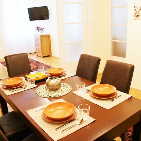 Supercentral Apartment بودابست المظهر الخارجي الصورة