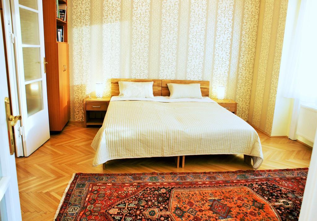 Supercentral Apartment بودابست الغرفة الصورة